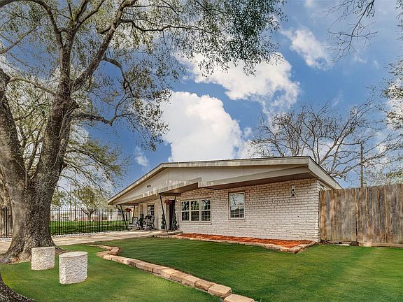 3rd image of 4815 Edfield St