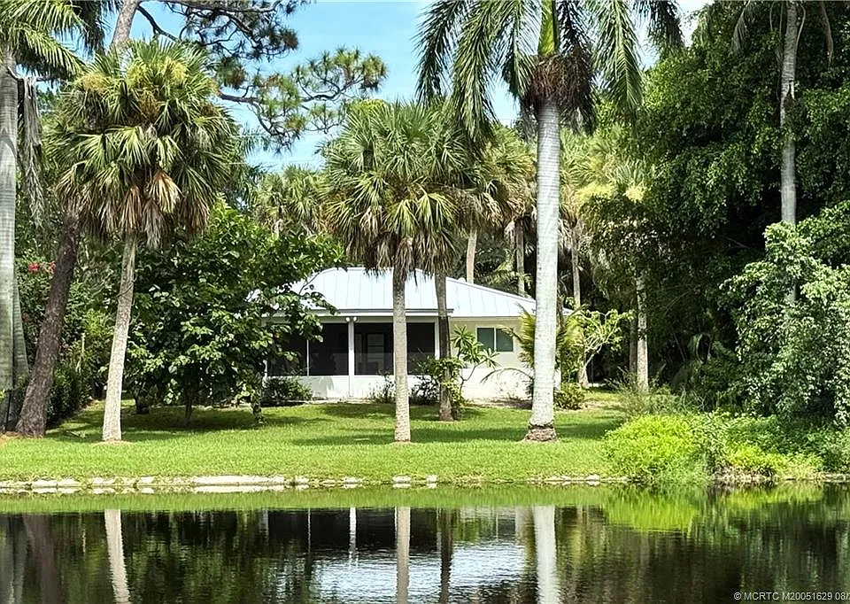 1196 SE Saint Lucie Blvd