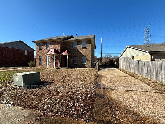 3rd image of 3407 Barbwood Dr