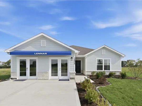 1604 SW 9th St, Oak Grove, MO 64075
