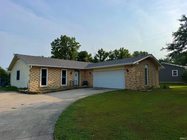 143 Indian Trails Rdg, Bedford, IN 47421