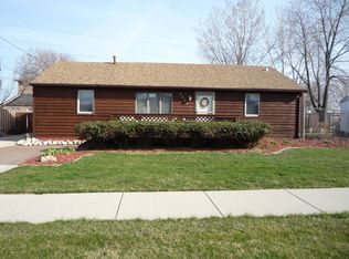 7136 W 84th St, Burbank, IL