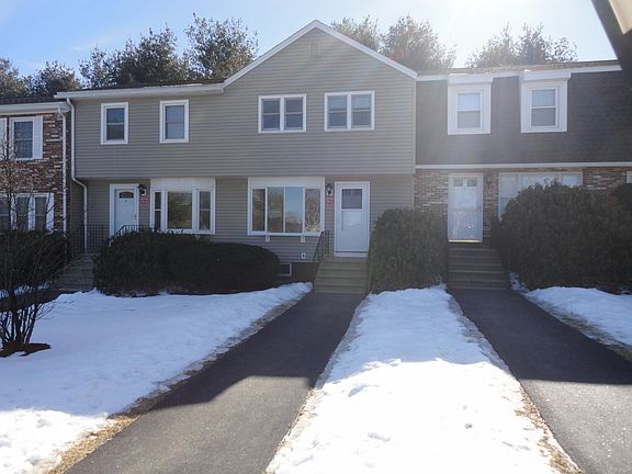 2nd image of 9 Foxtail Ln APT 3