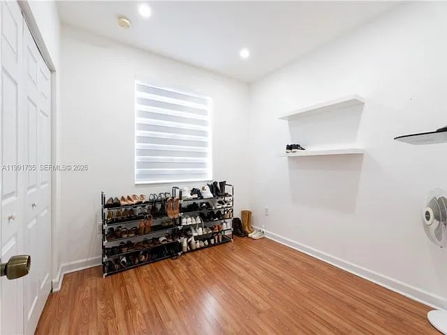 Building Photo - 10856 Street