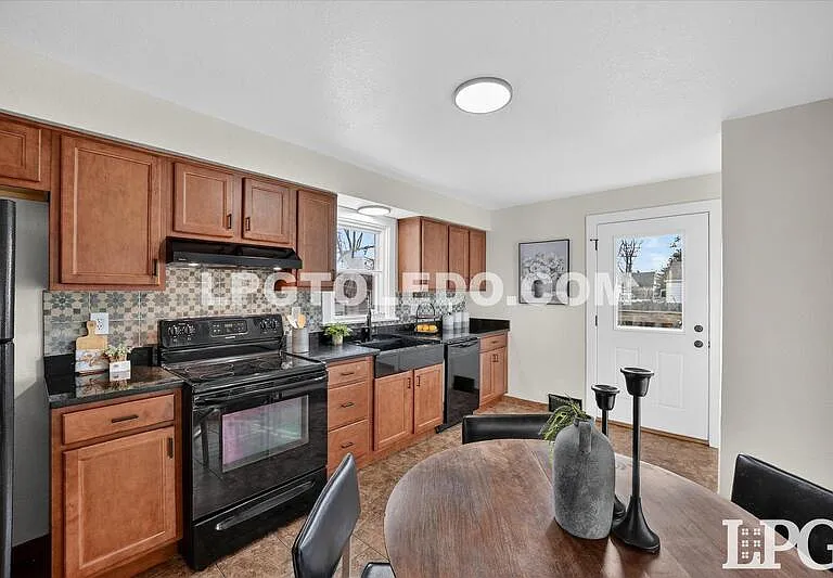 5831 Gany Mede Dr — Photo 10