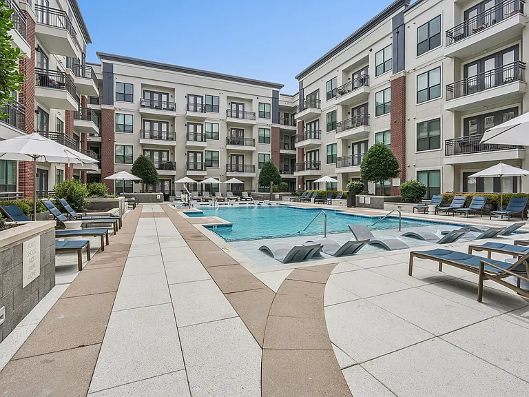 Allure at Southpark — Photo 42