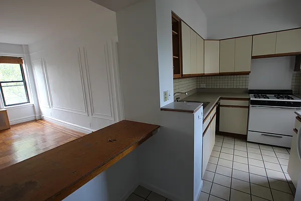 Rented by Bedford 6 Real Estate | media 17