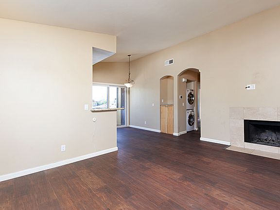 4th image of 4587 39th St Unit 8