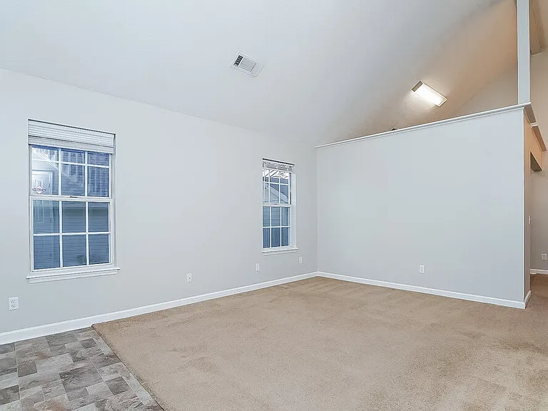 4033 Pepperwood Dr — Photo 3