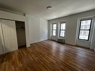 Rented by Salon Realty Corp