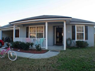 2723 Secret Harbor Dr, Orange Park, FL 32065