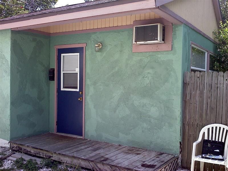 1st image of 1661 27th Ave N #B