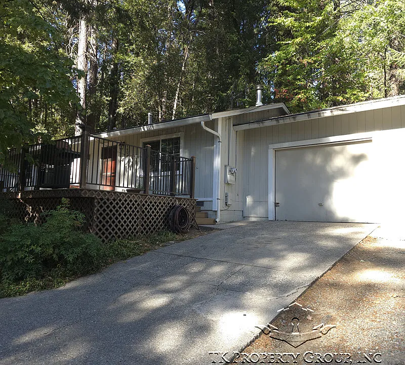 16048 Mountain View Dr