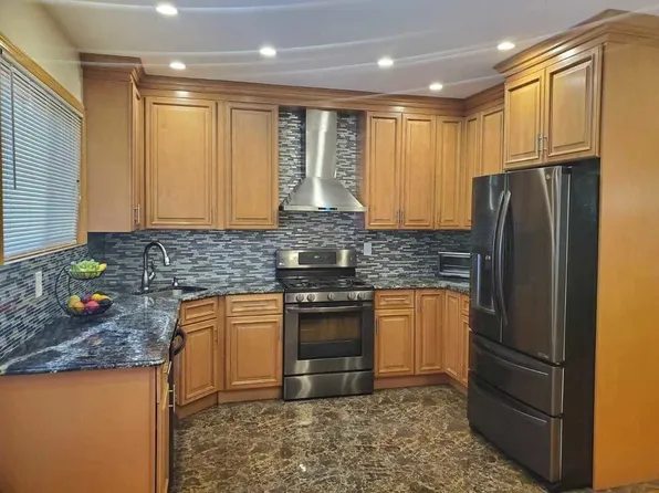 14310 85th Dr, Jamaica, NY 11435