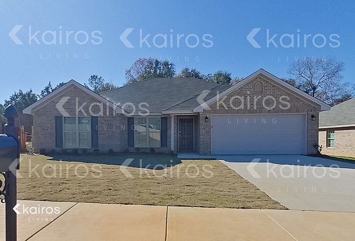 1st image of 251 Magnolia Dr