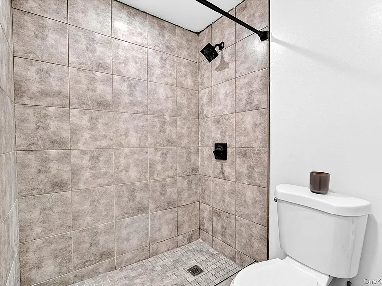 11 Colonel Glenn Dr — Photo 30