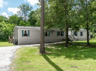 96 N Dolphin Ave, Middleburg, FL 32068