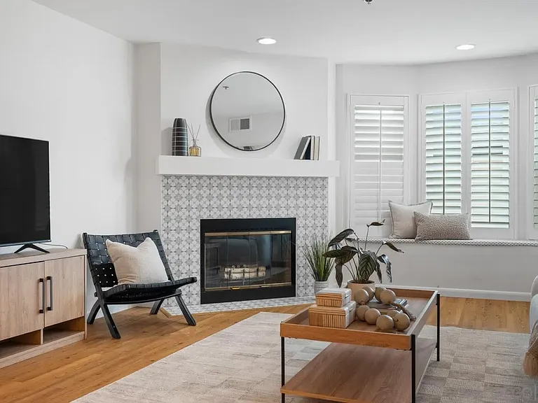 909 Sutter St #105 — Photo 5