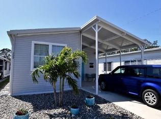 723 S Green Cir, Venice, FL 34285