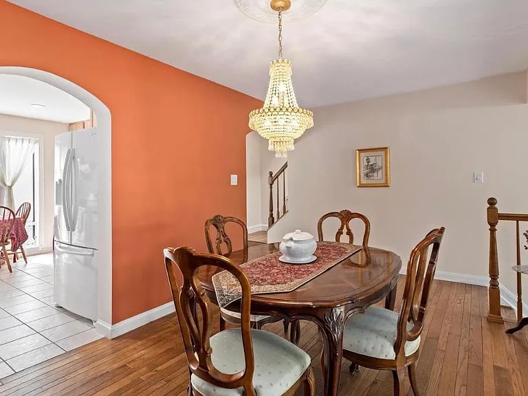 10254 Cherry Walk Ct — Photo 9