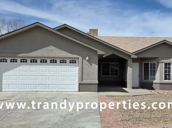 3991 Sherwood St, Farmington, NM 87402