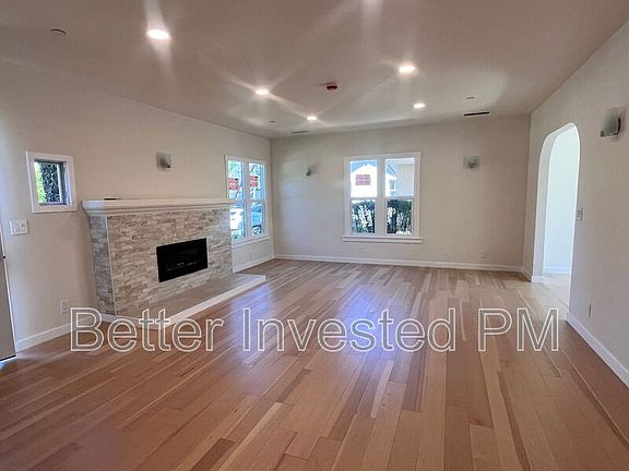 2nd image of 818 Nason St