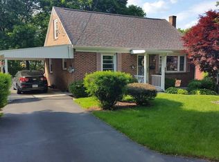 1604 1st Ave, Pottsville, PA 17901