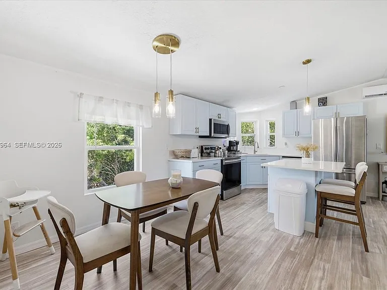 851 Arapaho Trl #0 — Photo 12