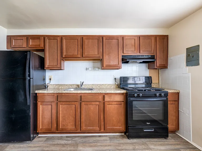 Kitchen 4