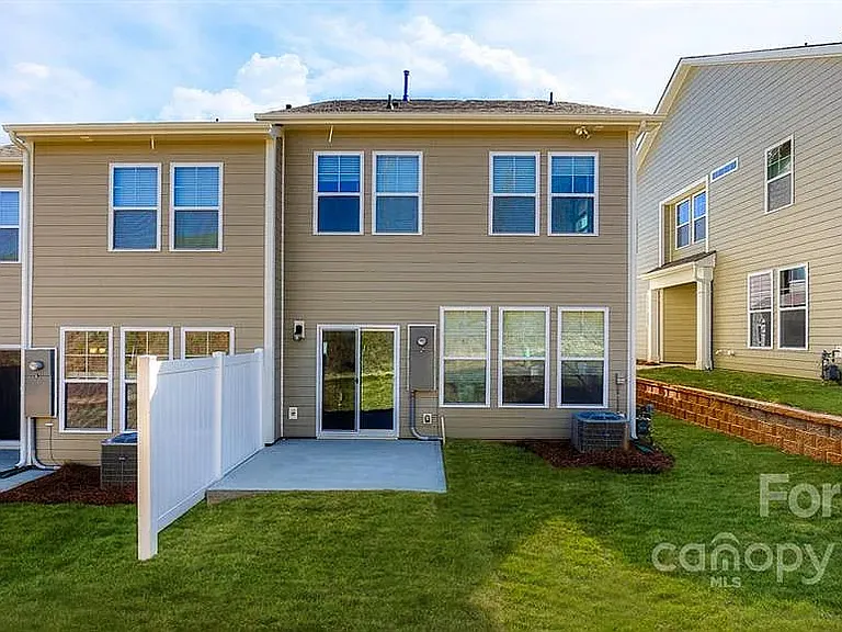 131 Creekview Rd — Photo 20
