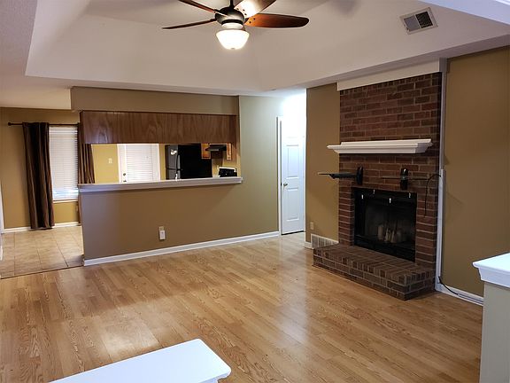 2nd image of 6951 Lagrange Cir S