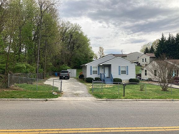 2nd image of 3520 Salem Tpke NW