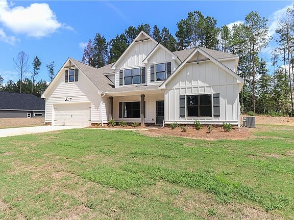 2nd image of 117 Turkey Creek Trl