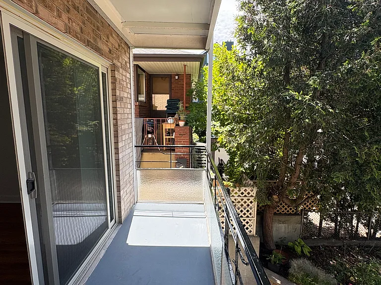 2345 Minor Ave E #9 — Photo 17