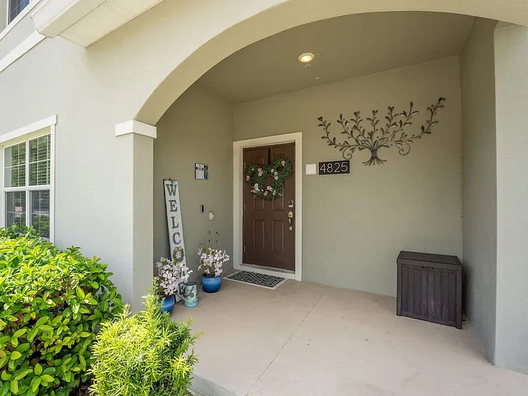 Romeo Cir — Photo 38