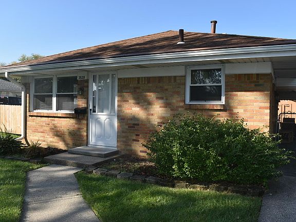 2nd image of 3539 Terrace Dr