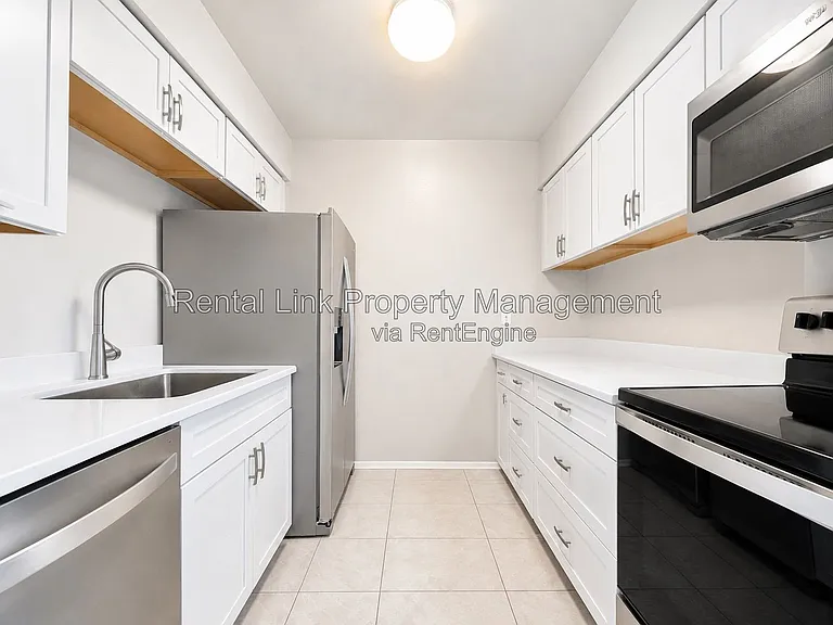 2709 Hidden Lake Blvd #C — Photo 9