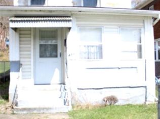 477 Ohio Ave, Midland, PA
