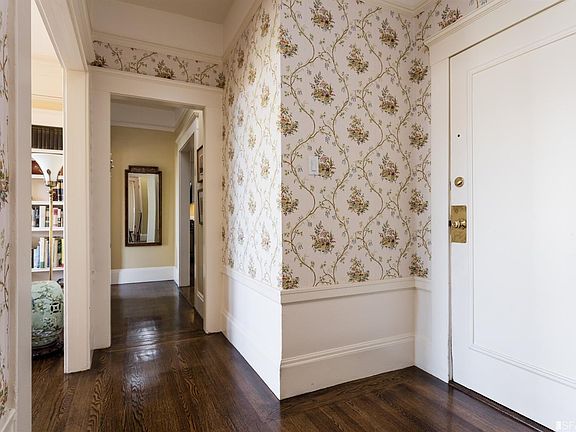 3rd image of 1700 Jones St APT 4
