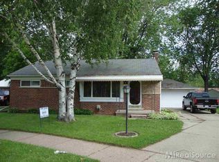 10 Shiawasse Cir, Mount Clemens, MI 48043
