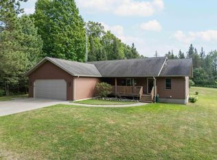 223 Bloomquist Rd, Iron River, MI 49935