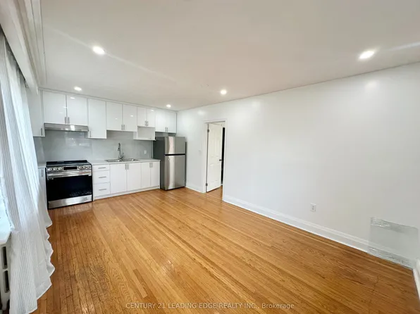 51 Morningside Ave, Toronto, ON M1E 3C3