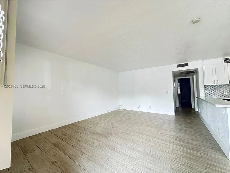 850 SW 133rd Ter #105B — Photo 7