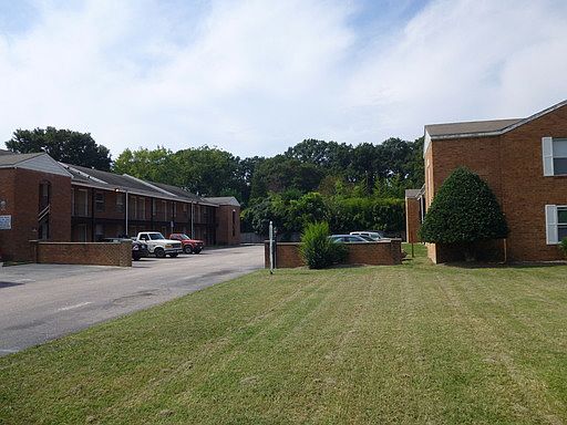 1st image of 3908 Chamberlayne Ave APT 18
