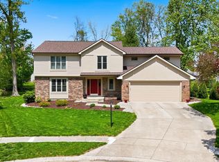 9216 Eagle Creek Ct, Fort Wayne, IN 46804
