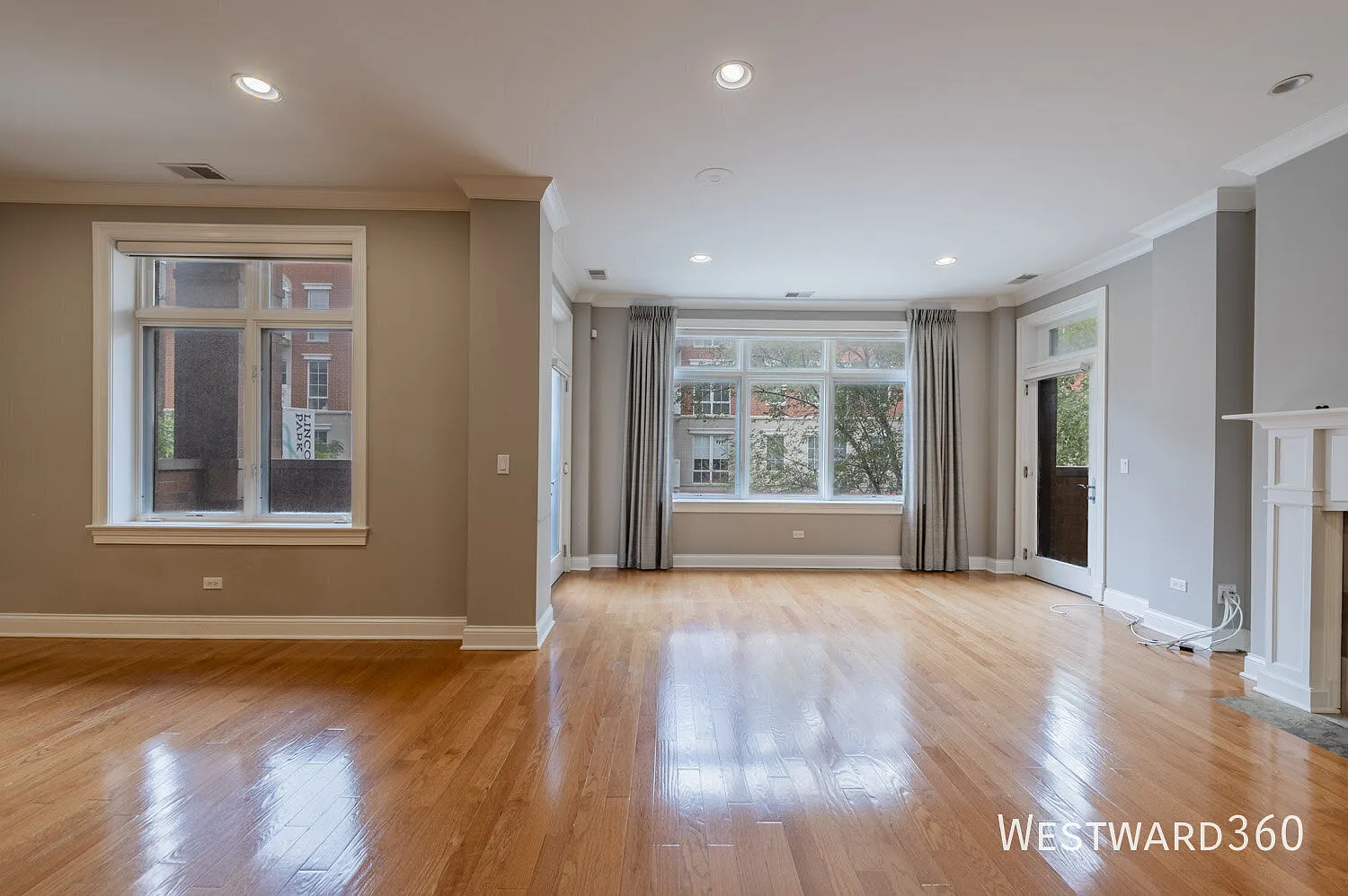 Hot Listing! Lease Take Over - 2bd/2bth With Garage — Photo 1