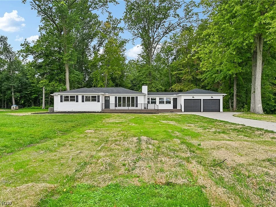 1900 Jaycox Rd