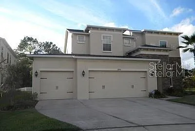 4 bed, 2.5 bath, 2880 sqft, $3,250 — Photo 1