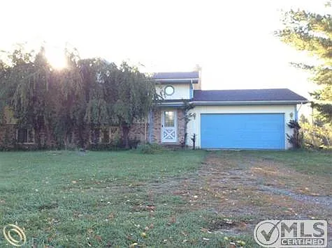 2328 Fisher Ct photo 1