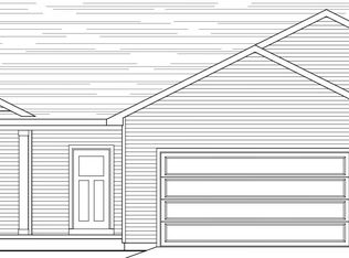 W5765 Roundstone Pl, Menasha, WI 54952